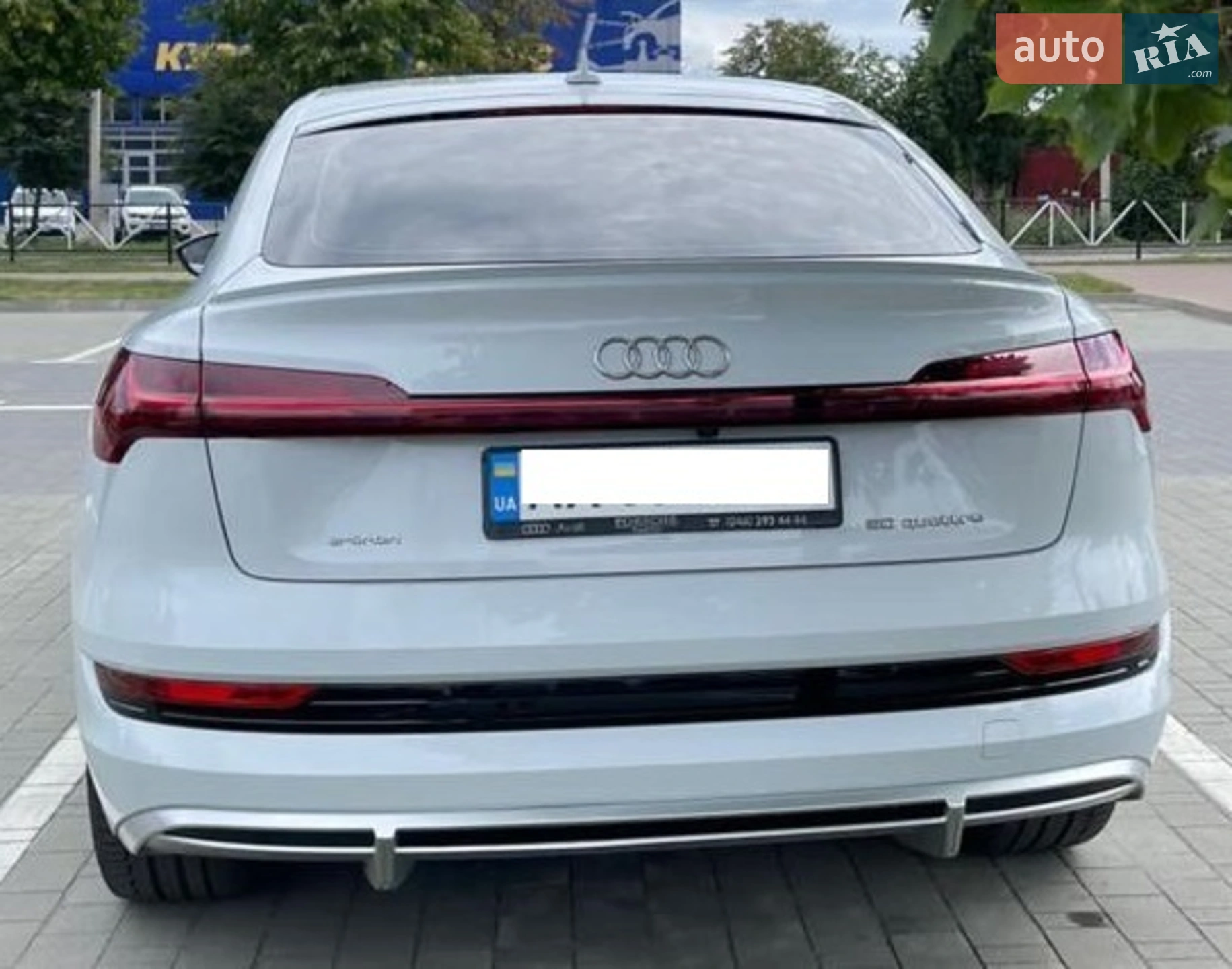 2020 Audi e-tron - мініатюра 11