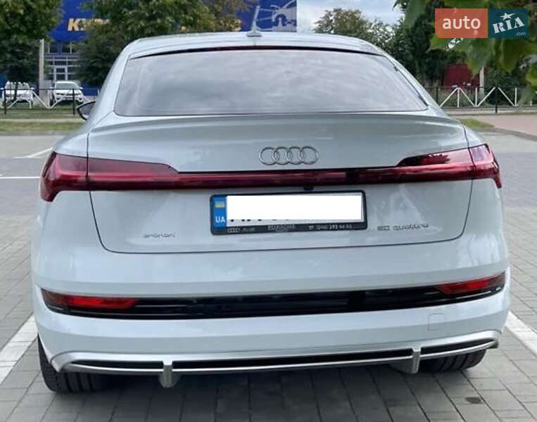Внедорожник / Кроссовер Audi e-tron 2020 в Днепре