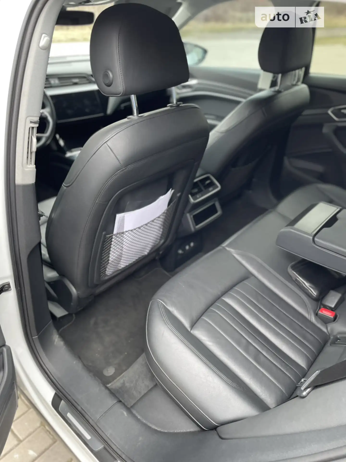 2020 Audi e-tron - мініатюра 14