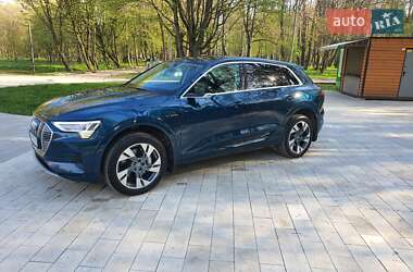 Внедорожник / Кроссовер Audi e-tron 2019 в 