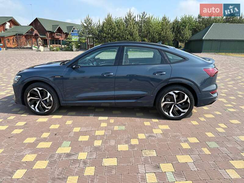 Внедорожник / Кроссовер Audi e-tron 2021 в Львове