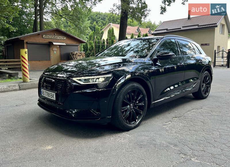 Внедорожник / Кроссовер Audi e-tron 2020 в Виннице