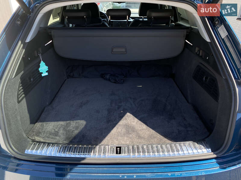 Внедорожник / Кроссовер Audi e-tron 2020 в Тростянце