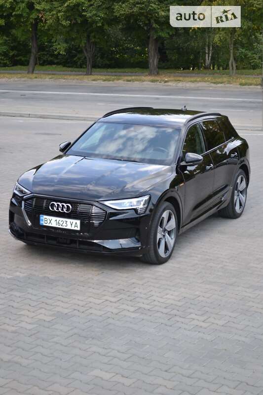 Внедорожник / Кроссовер Audi e-tron 2019 в Хмельницком