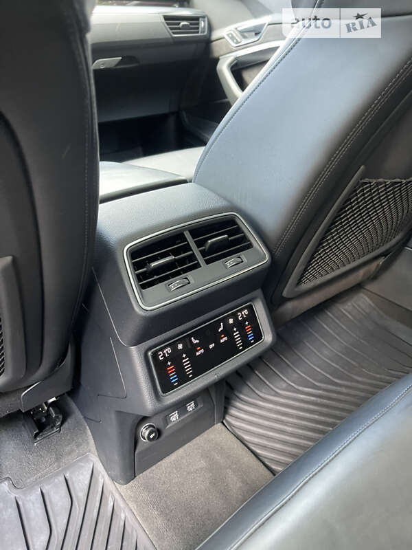 Внедорожник / Кроссовер Audi e-tron 2019 в Тернополе фото 32 Внедорожник / Кроссовер Audi e-tron 2019 в Тернополе