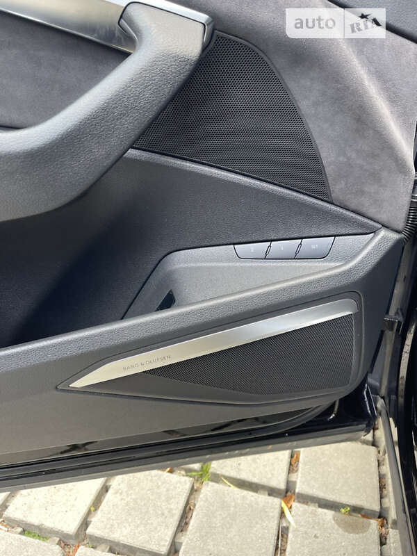 Внедорожник / Кроссовер Audi e-tron 2019 в Тернополе фото 39 Внедорожник / Кроссовер Audi e-tron 2019 в Тернополе