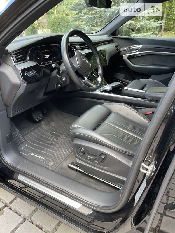 Внедорожник / Кроссовер Audi e-tron 2019 в Тернополе фото 53 Внедорожник / Кроссовер Audi e-tron 2019 в Тернополе