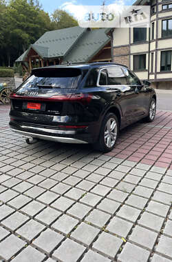 Позашляховик / Кросовер Audi e-tron 2019 в Тернополі