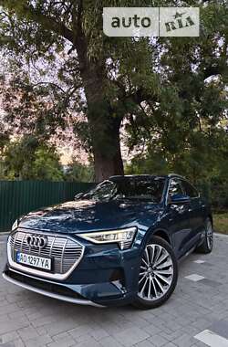 Позашляховик / Кросовер Audi e-tron 2020 в Ужгороді