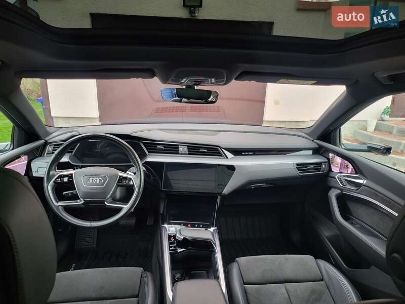 Внедорожник / Кроссовер Audi e-tron 2019 в Львове