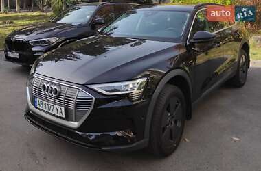 Позашляховик / Кросовер Audi e-tron 2021 в Вінниці