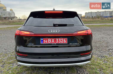 Внедорожник / Кроссовер Audi e-tron 2019 в 