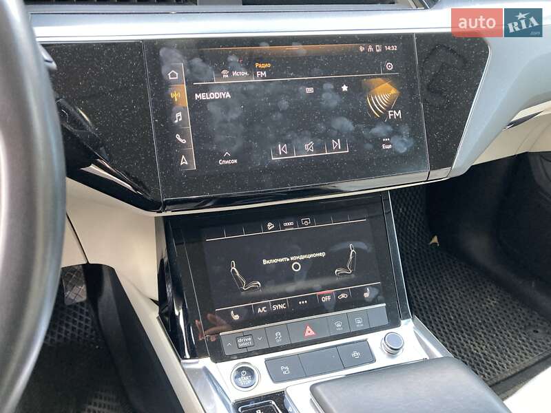 Позашляховик / Кросовер Audi e-tron 2021 в Харкові