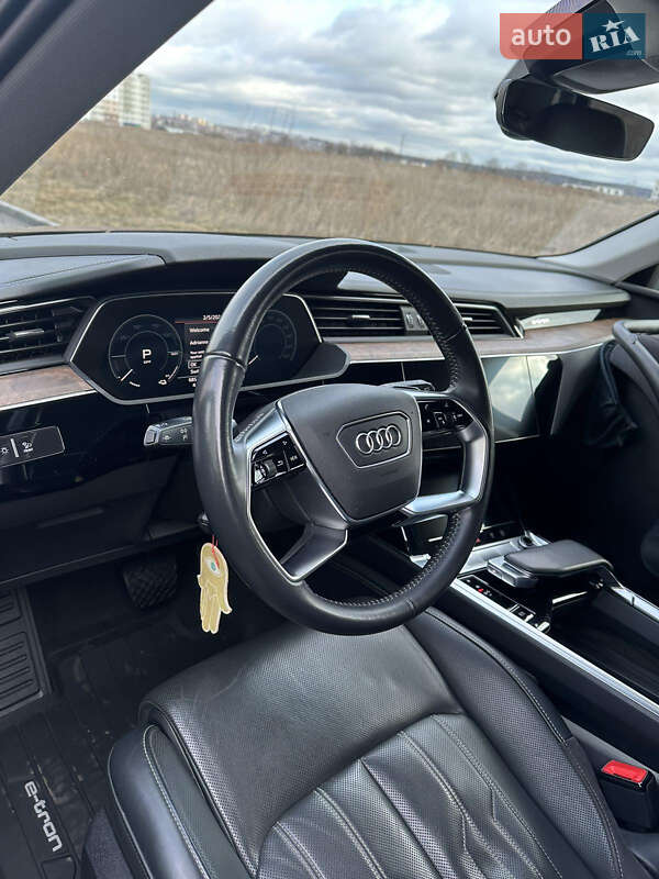 Внедорожник / Кроссовер Audi e-tron 2019 в Виннице