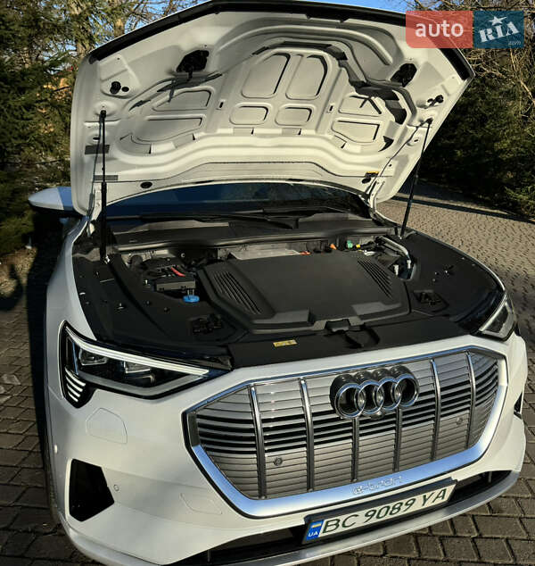 Позашляховик / Кросовер Audi e-tron 2019 в Львові
