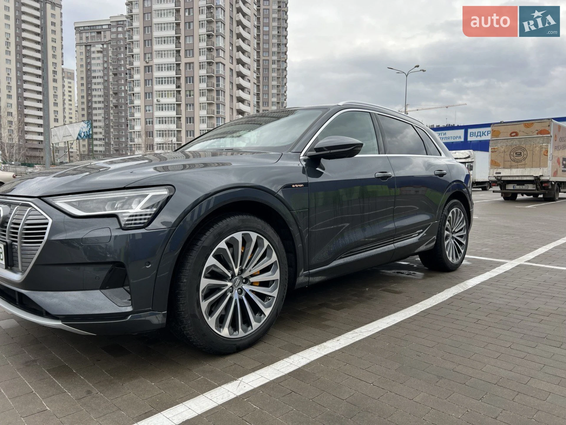 2019 Audi e-tron - мініатюра 14