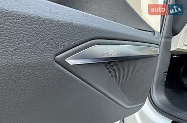 Внедорожник / Кроссовер Audi e-tron 2020 в 