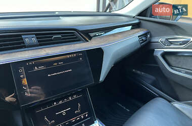Внедорожник / Кроссовер Audi e-tron 2019 в Львове