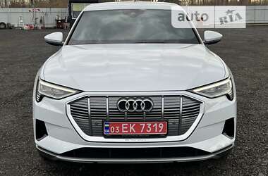 Позашляховик / Кросовер Audi e-tron 2021 в Києві