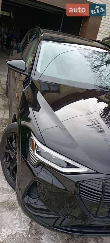 Внедорожник / Кроссовер Audi e-tron 2021 в Львове