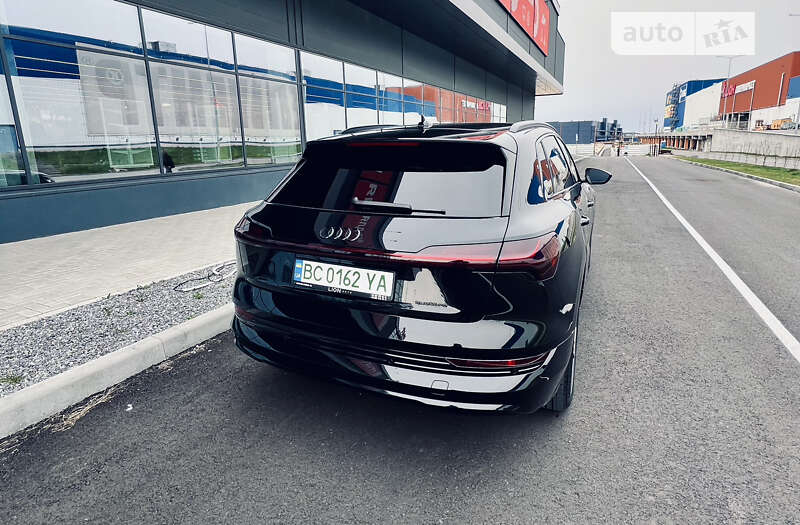 Позашляховик / Кросовер Audi e-tron 2021 в Львові