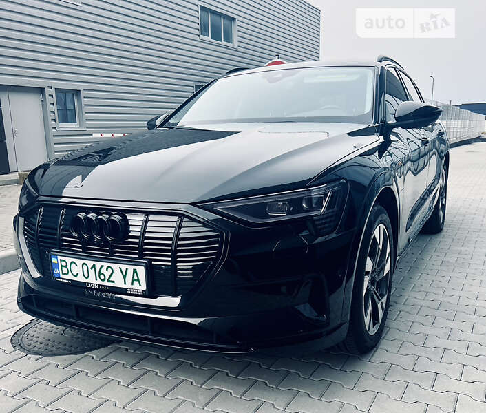 Позашляховик / Кросовер Audi e-tron 2021 в Львові