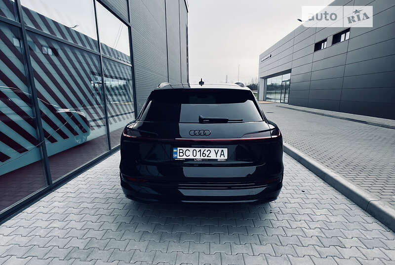 Позашляховик / Кросовер Audi e-tron 2021 в Львові
