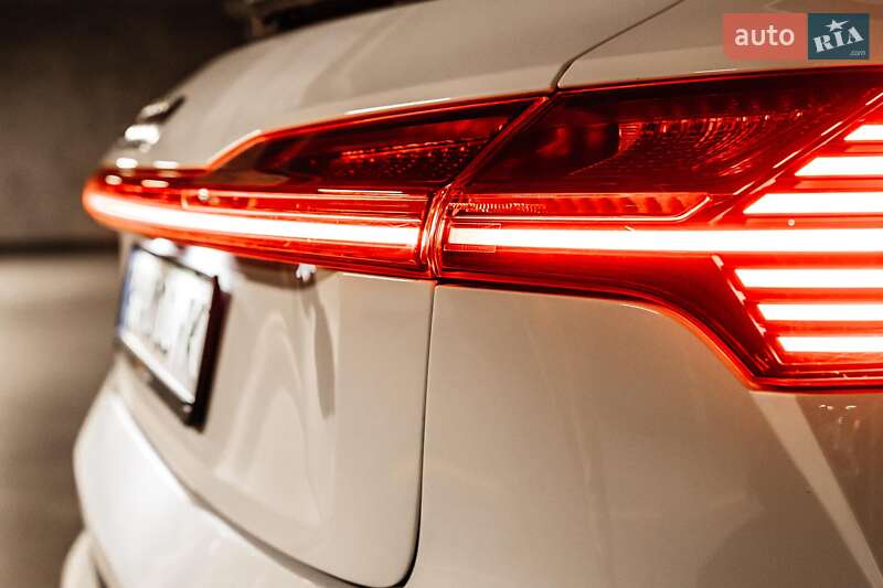 Внедорожник / Кроссовер Audi e-tron 2019 в Киеве фото 9 Внедорожник / Кроссовер Audi e-tron 2019 в Киеве
