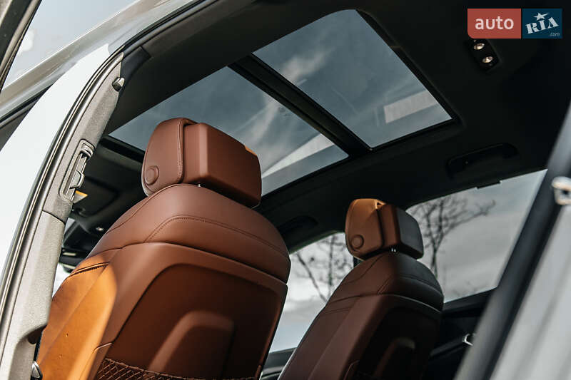 Внедорожник / Кроссовер Audi e-tron 2019 в Киеве