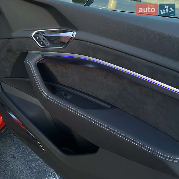 Позашляховик / Кросовер Audi e-tron 2019 в Львові