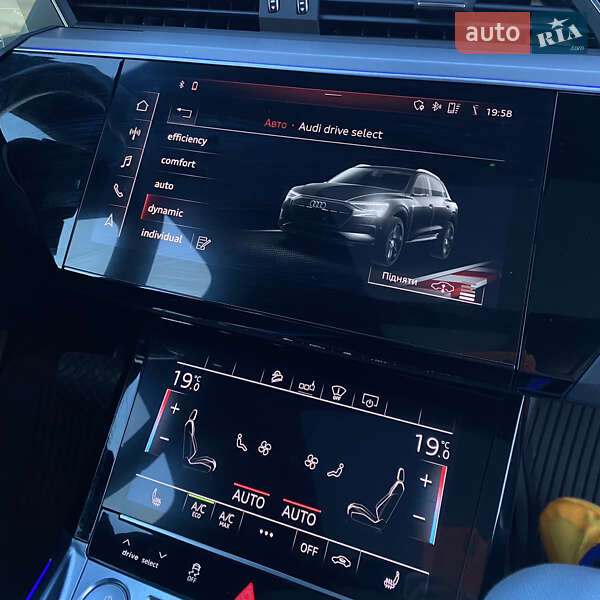 Внедорожник / Кроссовер Audi e-tron 2019 в Львове