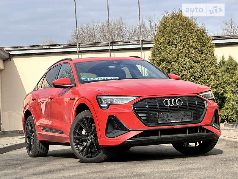 Внедорожник / Кроссовер Audi e-tron 2021 в Киеве фото 6 Внедорожник / Кроссовер Audi e-tron 2021 в Киеве