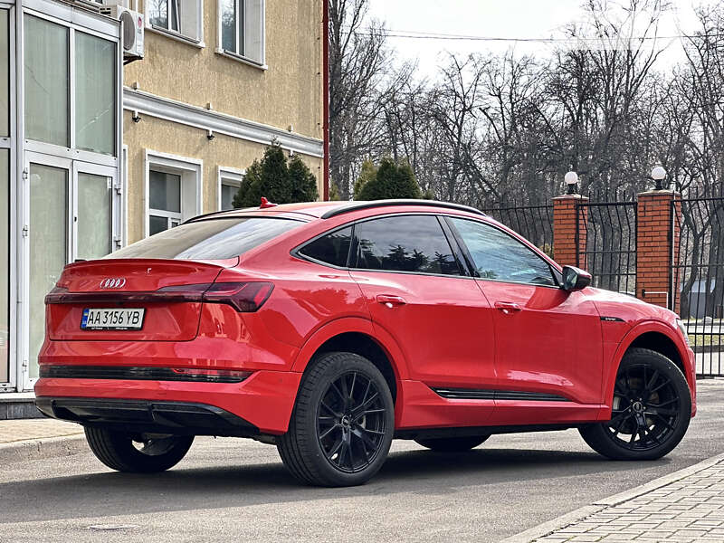 Внедорожник / Кроссовер Audi e-tron 2021 в Киеве фото 14 Внедорожник / Кроссовер Audi e-tron 2021 в Киеве