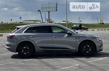 Внедорожник / Кроссовер Audi e-tron 2019 в Львове