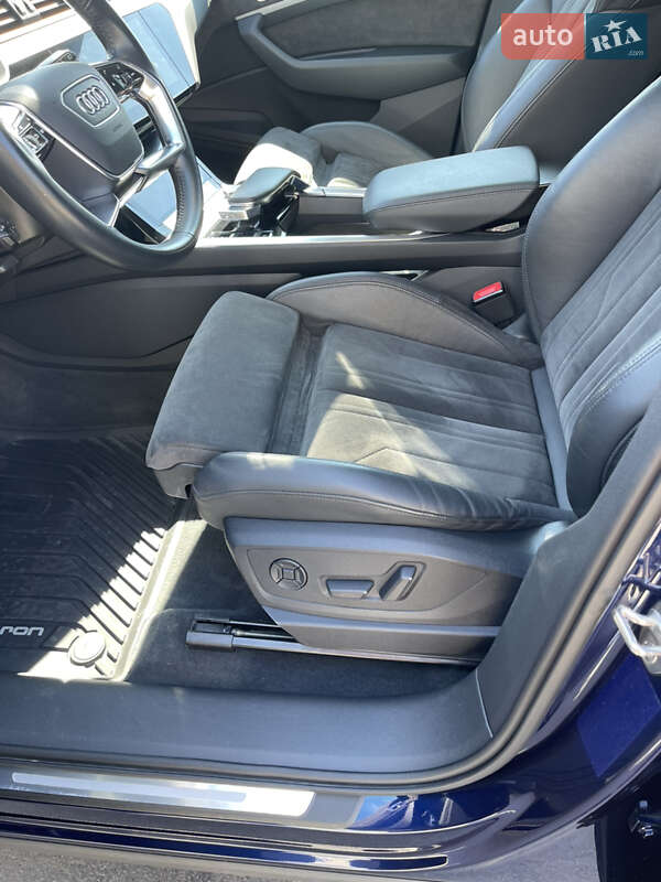 Внедорожник / Кроссовер Audi e-tron 2020 в Киеве фото 7 Внедорожник / Кроссовер Audi e-tron 2020 в Киеве