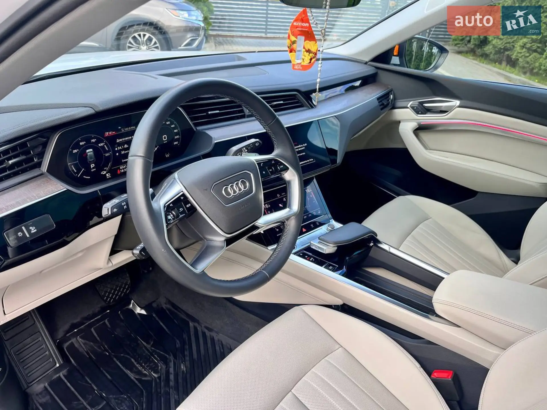 2023 Audi e-tron - мініатюра 17
