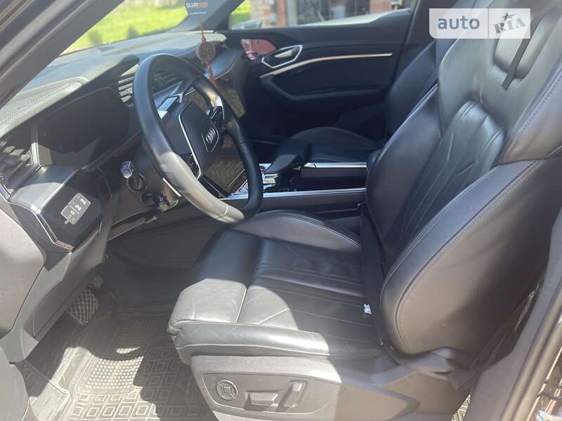 Позашляховик / Кросовер Audi e-tron 2019 в Житомирі