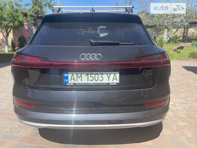 Позашляховик / Кросовер Audi e-tron 2019 в Житомирі