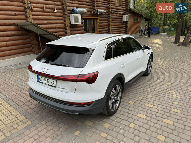 Позашляховик / Кросовер Audi e-tron 2019 в Івано-Франківську