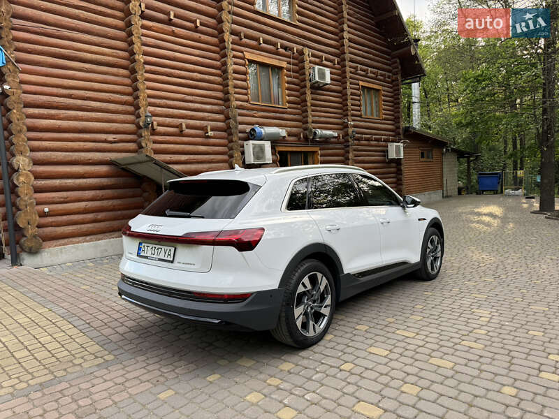Позашляховик / Кросовер Audi e-tron 2019 в Івано-Франківську