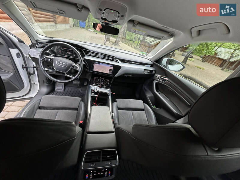 Позашляховик / Кросовер Audi e-tron 2019 в Івано-Франківську
