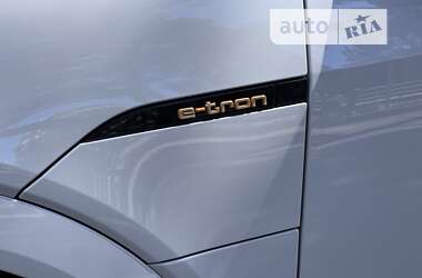 Внедорожник / Кроссовер Audi e-tron 2019 в Виннице