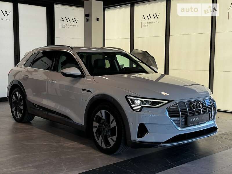 Внедорожник / Кроссовер Audi e-tron 2020 в Львове