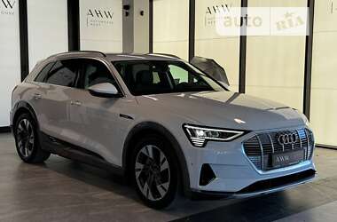 Внедорожник / Кроссовер Audi e-tron 2020 в Львове