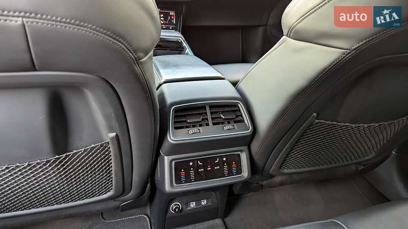 Внедорожник / Кроссовер Audi e-tron 2019 в Львове фото 10 Внедорожник / Кроссовер Audi e-tron 2019 в Львове