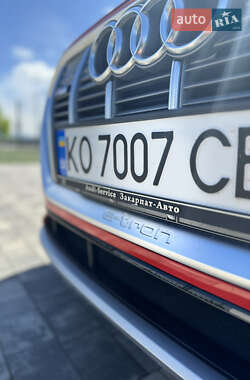 Внедорожник / Кроссовер Audi e-tron 2022 в 