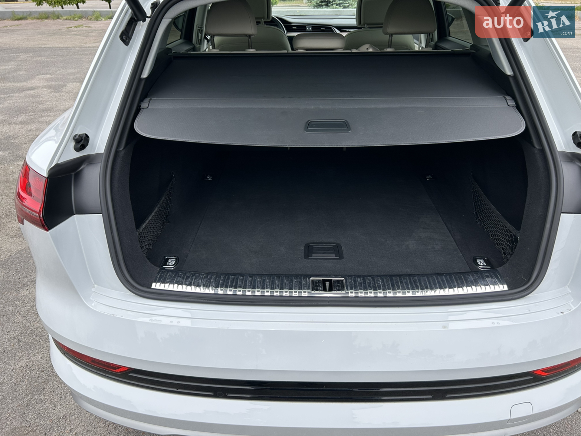 2019 Audi e-tron - мініатюра 30