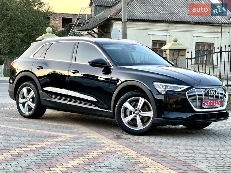 Позашляховик / Кросовер Audi e-tron 2019 в Самборі фото 7 Позашляховик / Кросовер Audi e-tron 2019 в Самборі