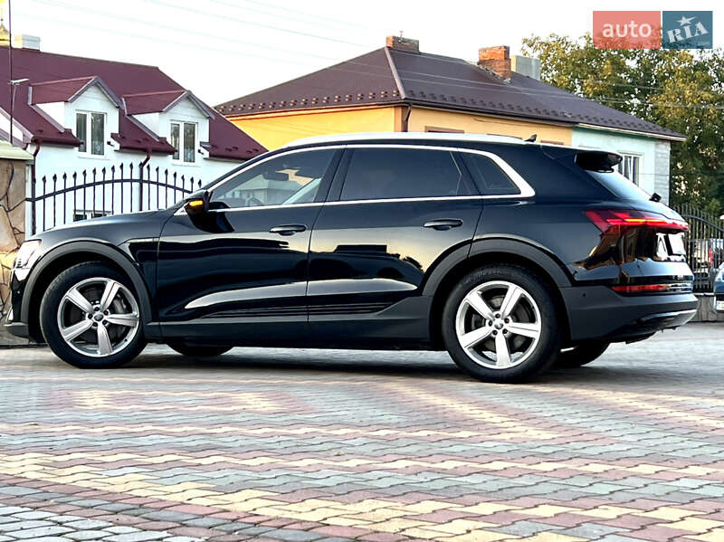 Позашляховик / Кросовер Audi e-tron 2019 в Самборі фото 20 Позашляховик / Кросовер Audi e-tron 2019 в Самборі