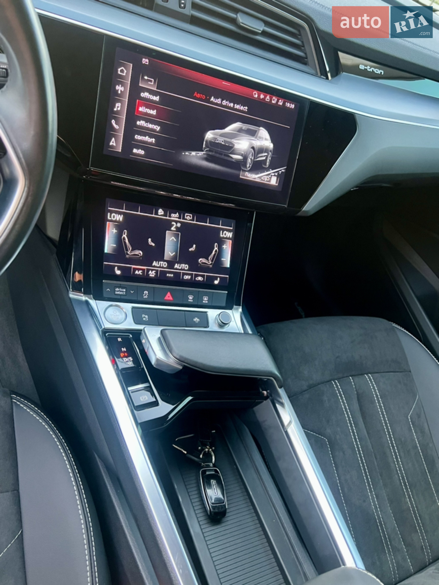 2019 Audi e-tron - мініатюра 34